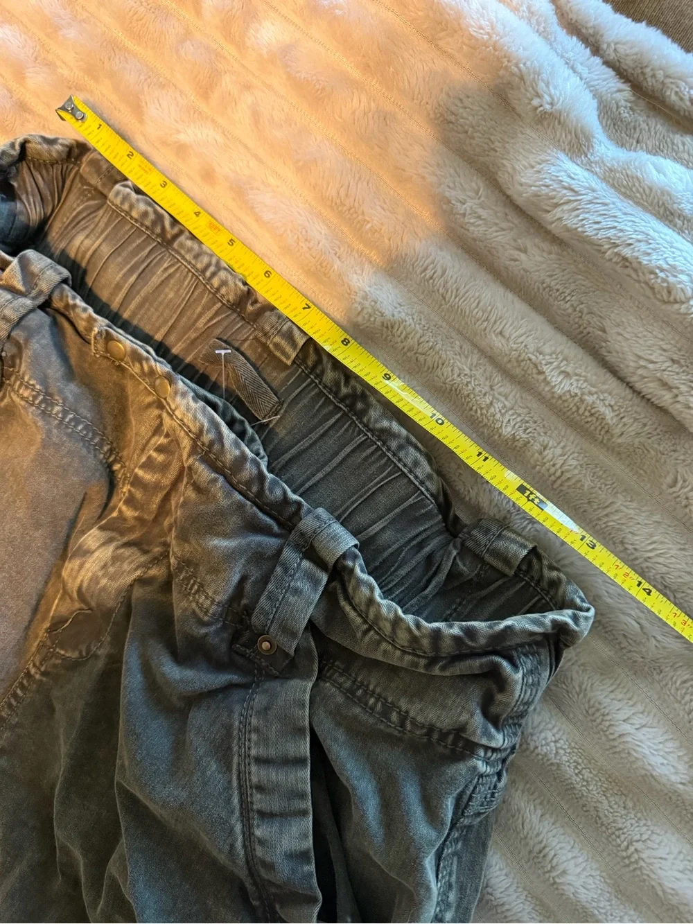 NWOT Free People can’t compare cargo pants